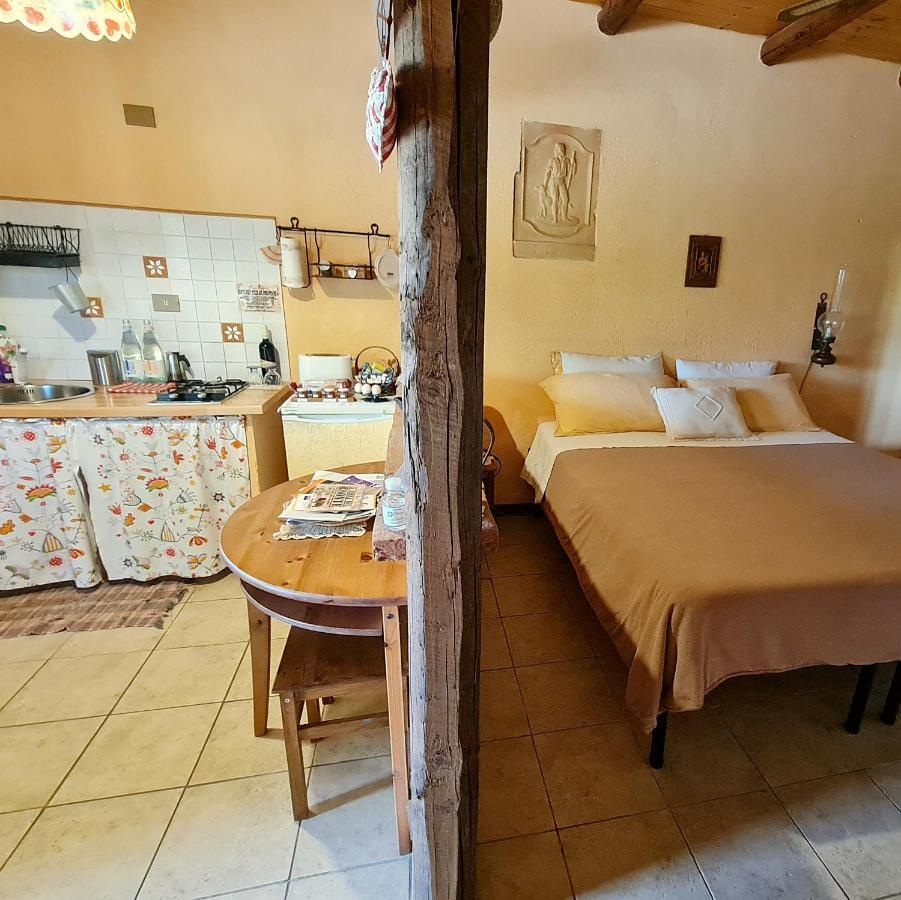 Cascina Beneficio Villa Castelnuovo Bormida Buitenkant foto